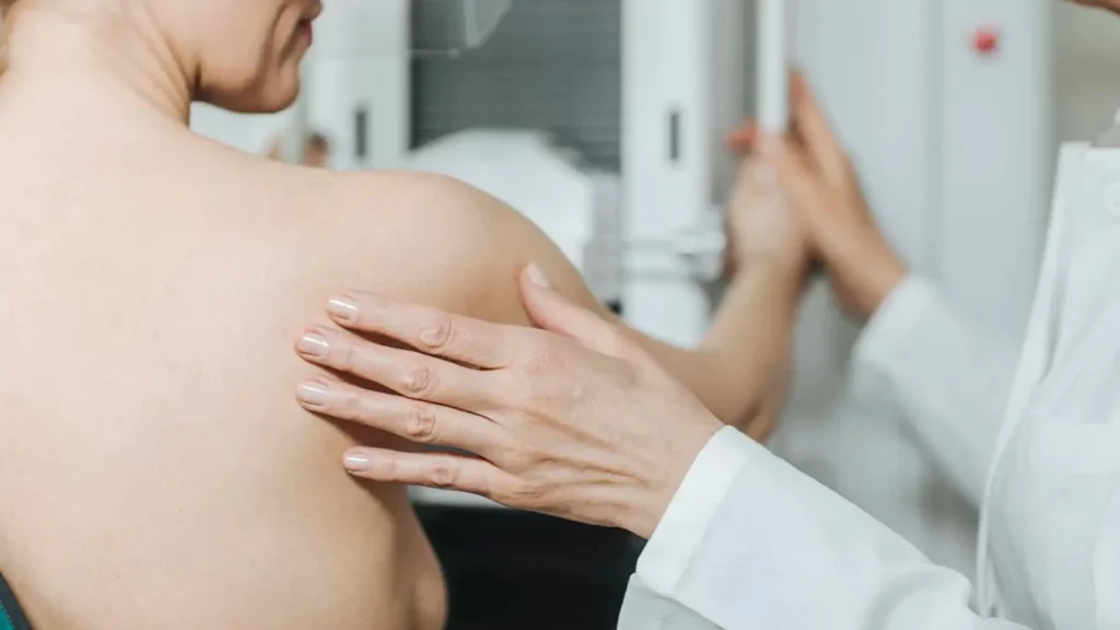 Mamografía bilateral con prolongación axilar en Medifem-IMAD Bahía Blanca