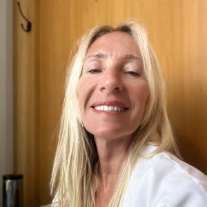 Dra. Silvina Bortnik, especialista en mamografía y ecografía mamaria en Medifem-IMAD Bahía Blanca